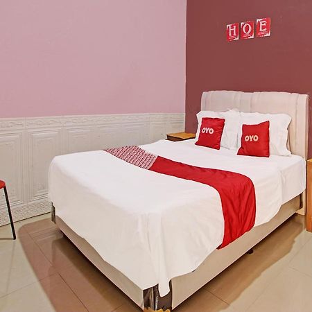 צ'ירבון Oyo 91490 Hotel Rumah Kita מראה חיצוני תמונה