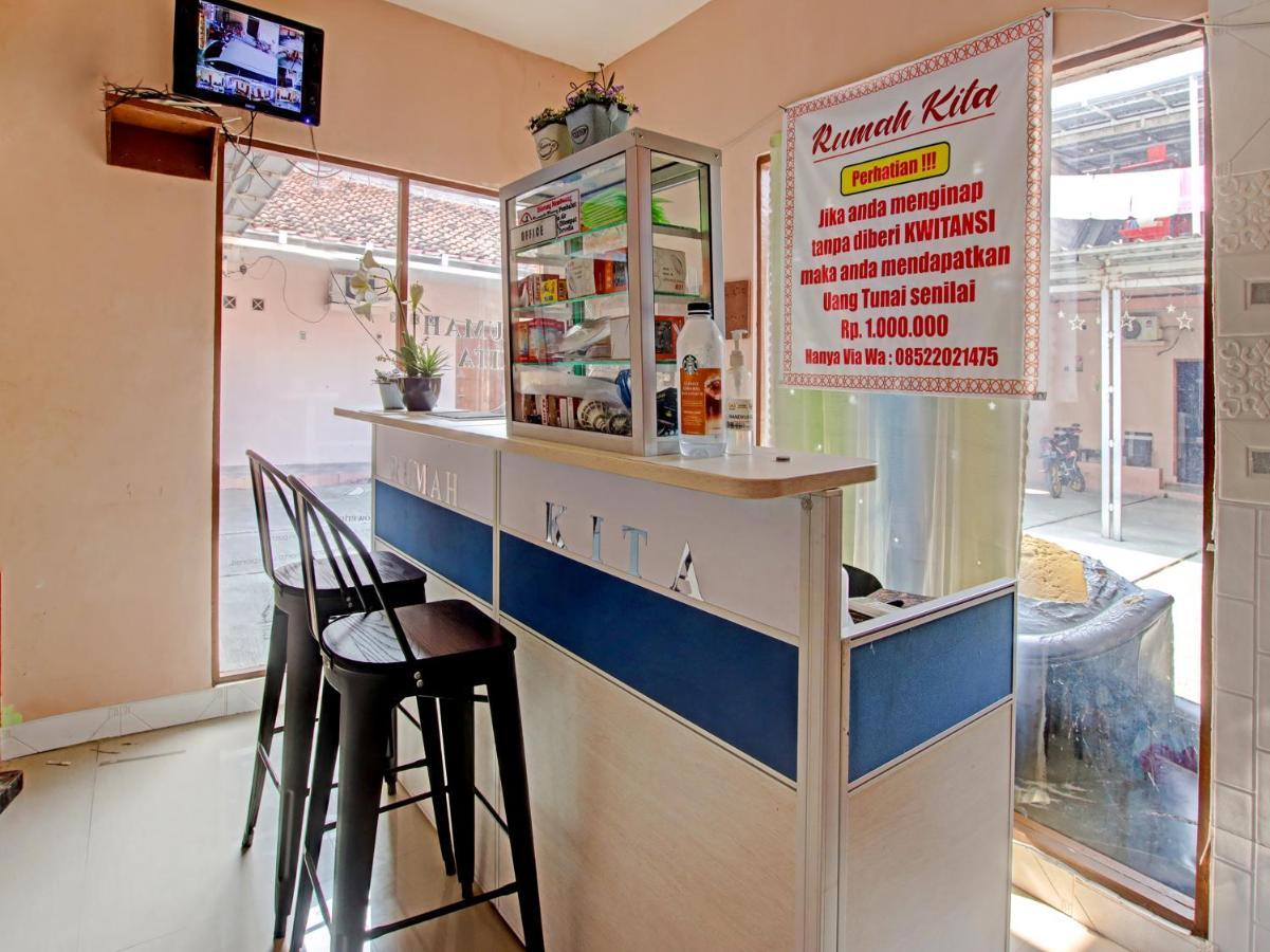 צ'ירבון Oyo 91490 Hotel Rumah Kita מראה חיצוני תמונה