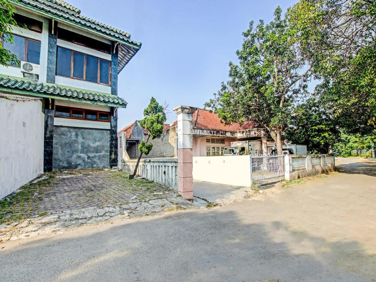 צ'ירבון Oyo 91490 Hotel Rumah Kita מראה חיצוני תמונה