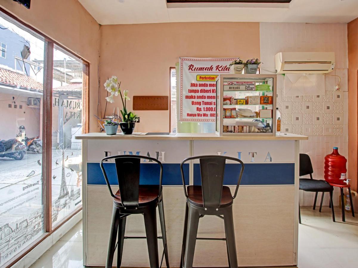 צ'ירבון Oyo 91490 Hotel Rumah Kita מראה חיצוני תמונה